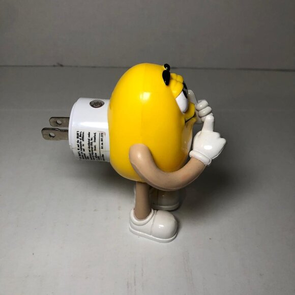 Vintage Yellow M&M Peanut Night Light Electronic, Works - Picture 3 of 9